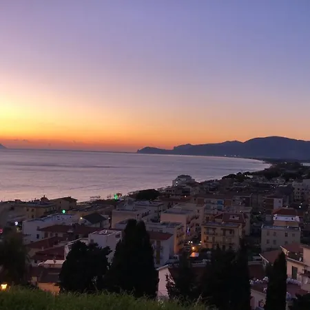 Casa Mediterranea: Vista Mare A 200m Dalla * Sperlonga